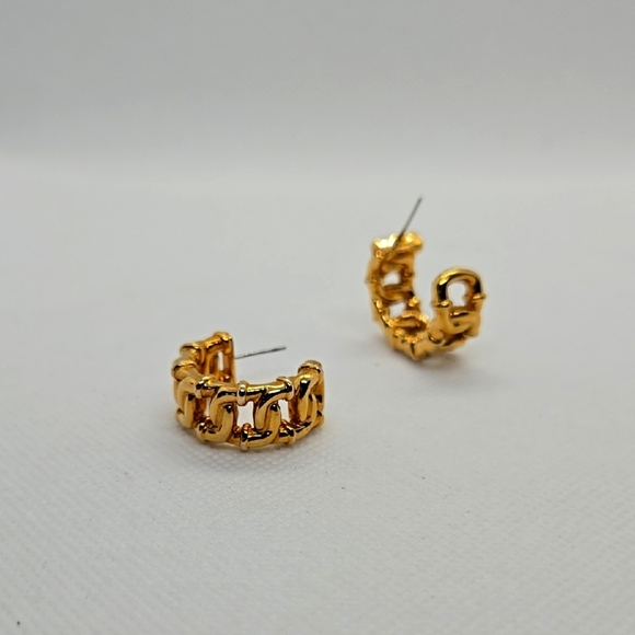 Gold Chain Link Hoop Earrings - Picture 1 of 14